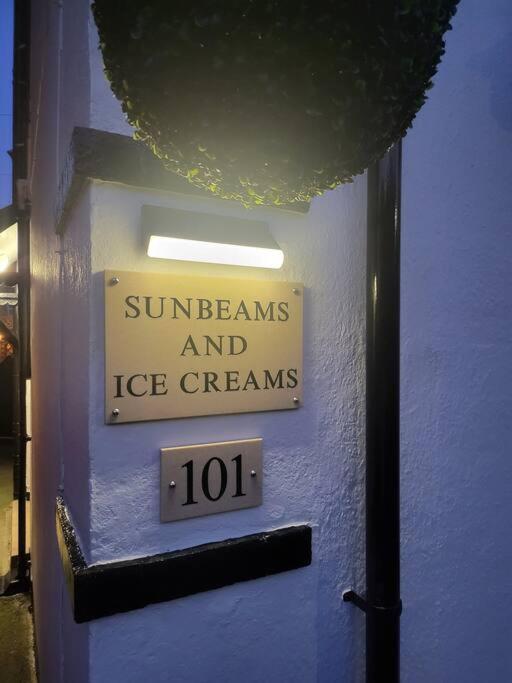 Sunbeams And Ice Creams Villa Scarborough Eksteriør billede